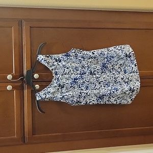 Sleeveless pleated front blouse